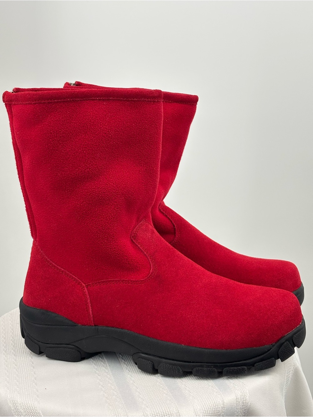 Lands End Red Suede & Fleece Boots, Size 7 NWOT